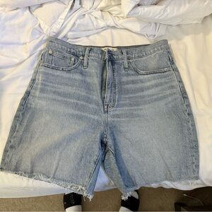 Madewell High-rise, mid-length shorts, light wash denim jean shorts, sz 31